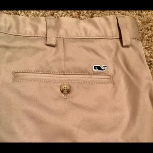 Men’s Vineyard Vines shorts